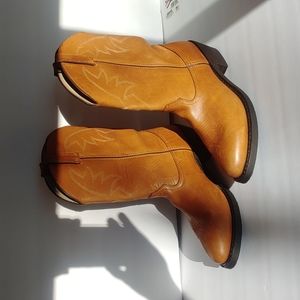 Durango boots size 11